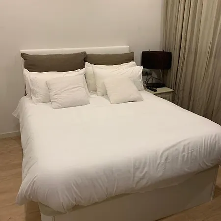 Doble Con Bano Privado En * Barcelona